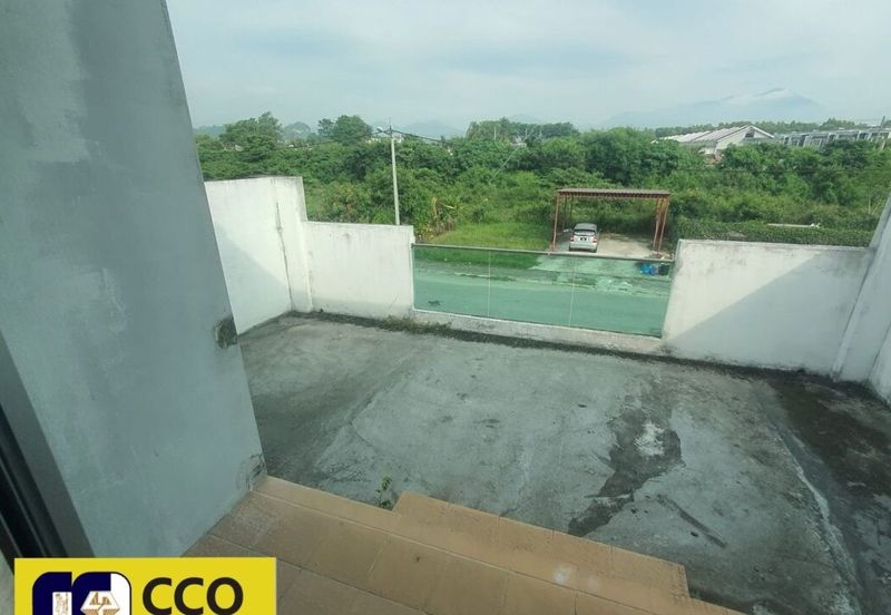 ANJUNG BERCHAM UTAMA