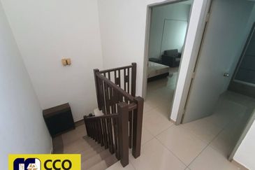 ANJUNG BERCHAM UTAMA