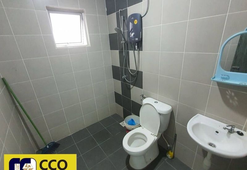 ANJUNG BERCHAM UTAMA