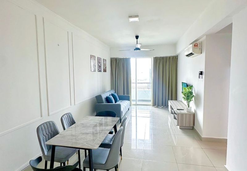 THE MAJESTIC (IMPERIAL & MAJESTIC)