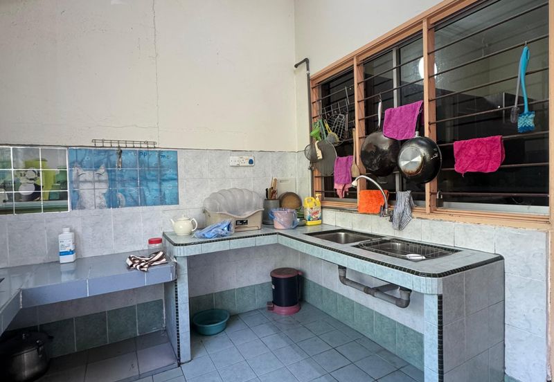 TAMAN PINGGIRAN SAUJANA