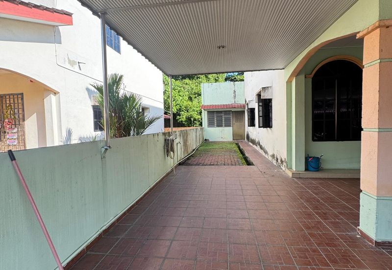 TAMAN PINGGIRAN SAUJANA