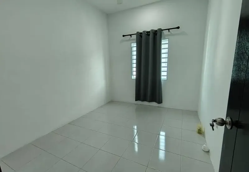 DESA PENGKALAN BERSATU