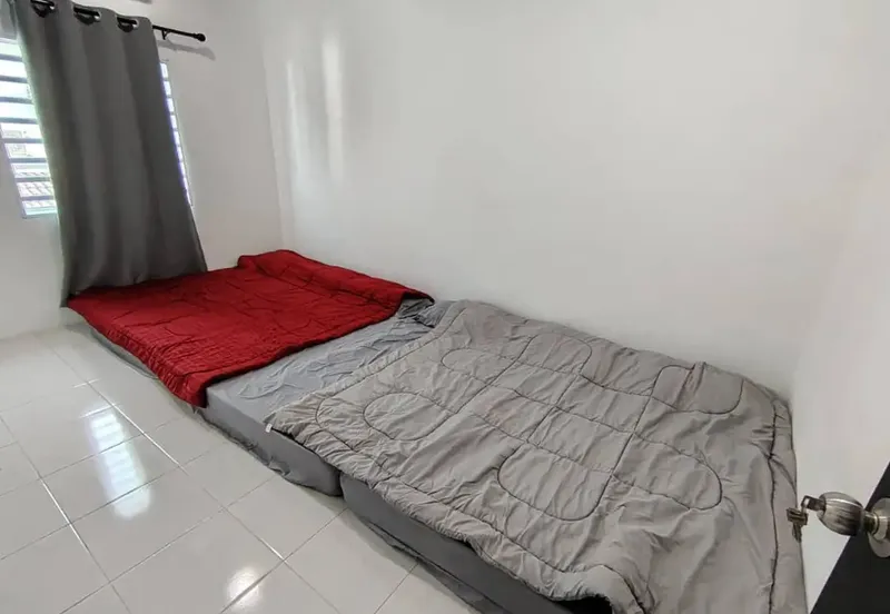 DESA PENGKALAN BERSATU