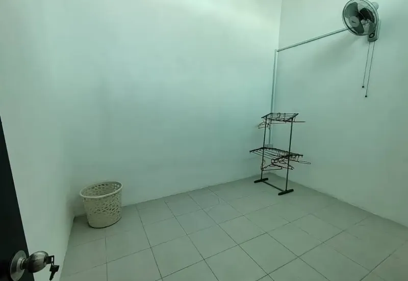 DESA PENGKALAN BERSATU