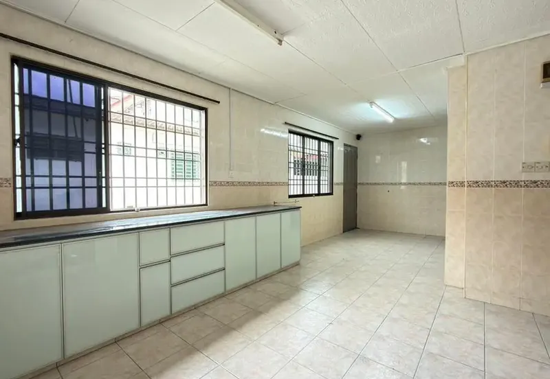 TAMAN MENGLEMBU BERLIAN