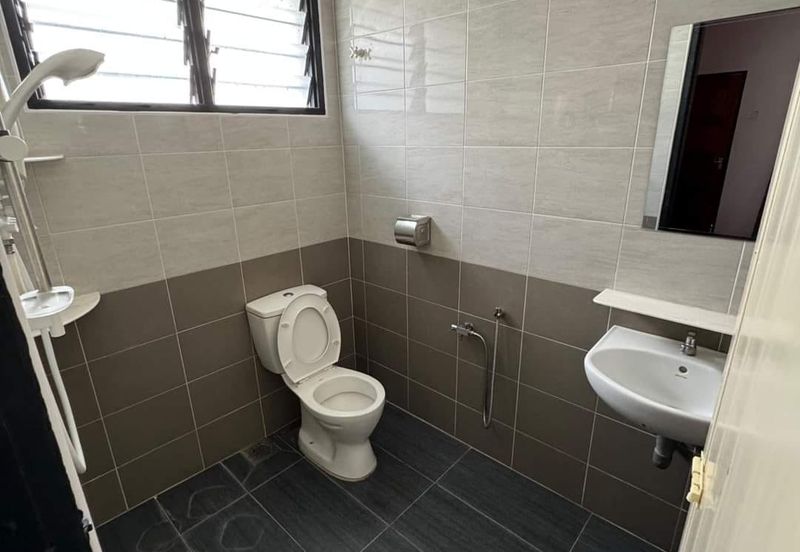 TAMAN HILLVIEW, IPOH