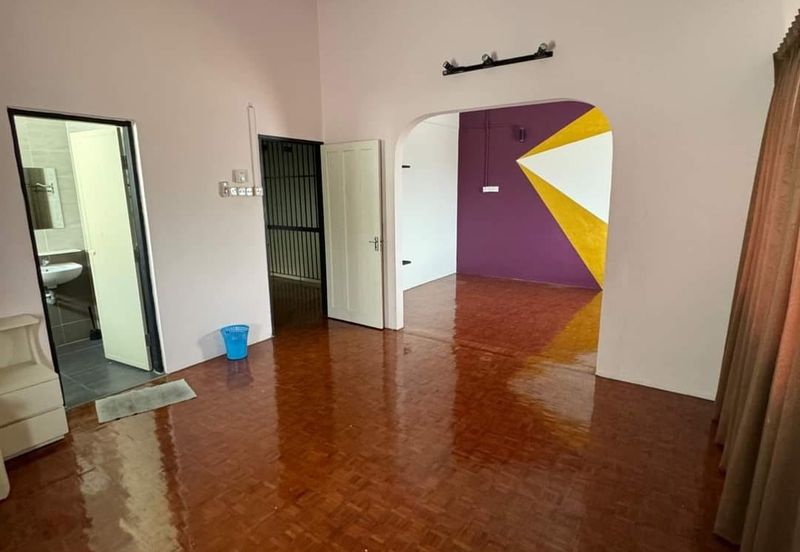 TAMAN HILLVIEW, IPOH