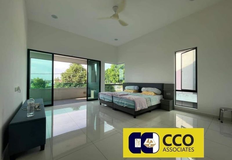 Panorama Lapangan Akasia @ Botani