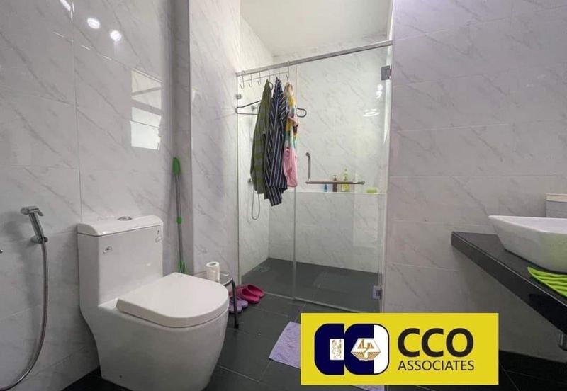 Panorama Lapangan Akasia @ Botani