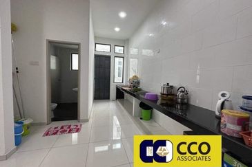 Panorama Lapangan Akasia @ Botani