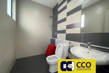 Panorama Lapangan Akasia @ Botani