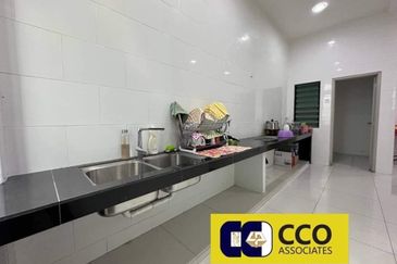 Panorama Lapangan Akasia @ Botani