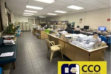 Ipoh Town Center Triple-Storey Shop Office For Sale