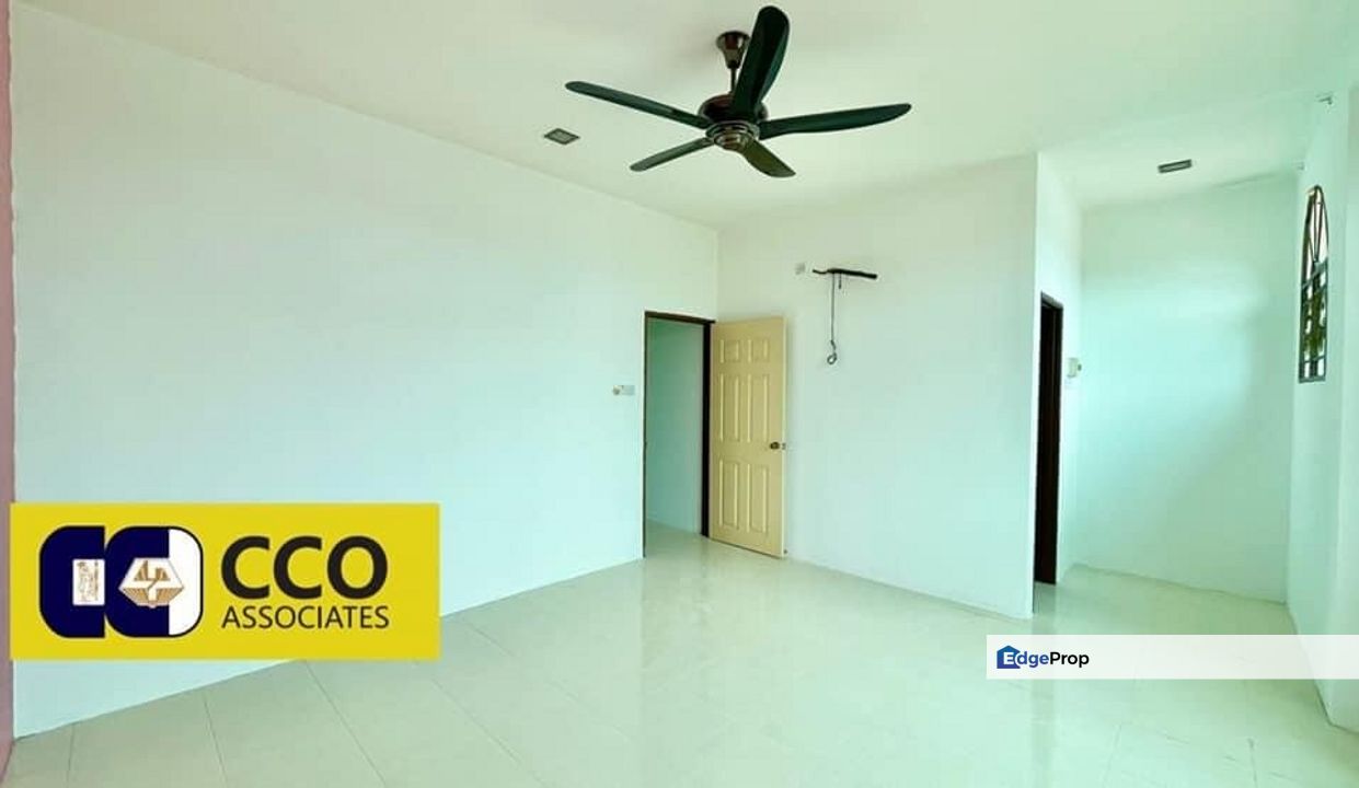 Menglembu Taman Wang Double Storey Corner House, Perak, Menglembu