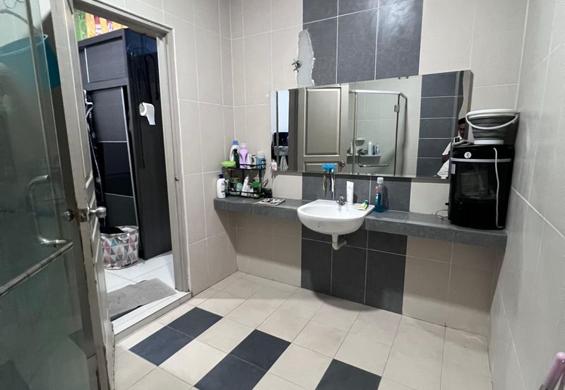 Dorset Place @ Taman Lapangan Setia