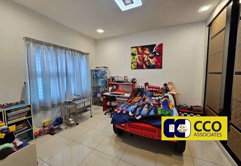 Taman Pinggiran Pengkalan Bayu