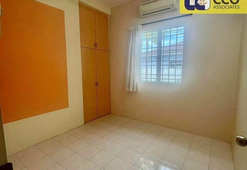 Pengkalan Timur Station 18 Single Storey Endlot House