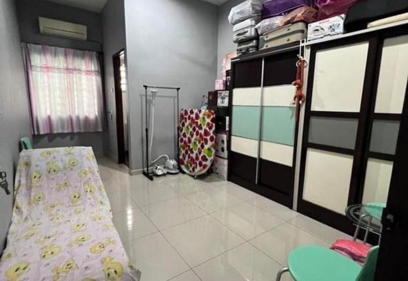 Taman Lapangan Hartamas Botani