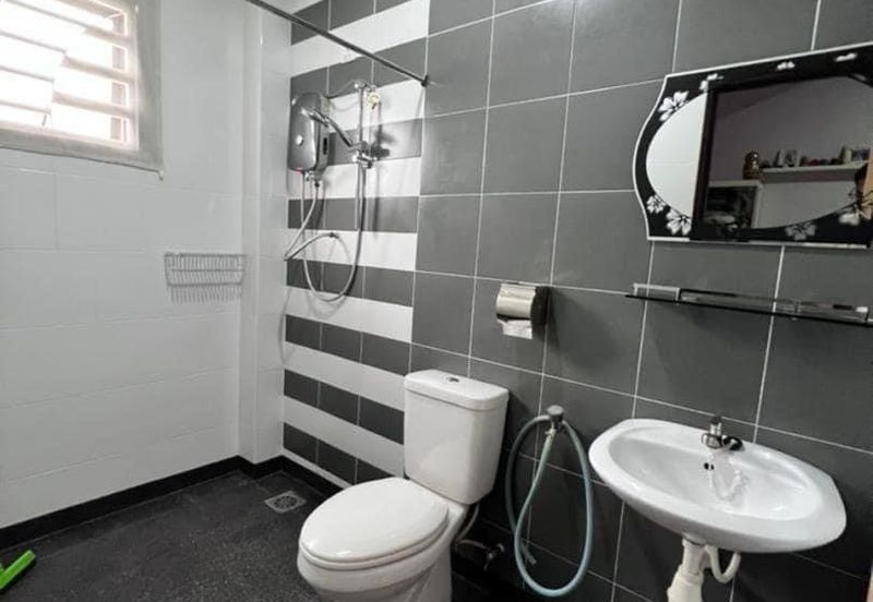 Taman Lapangan Hartamas Botani