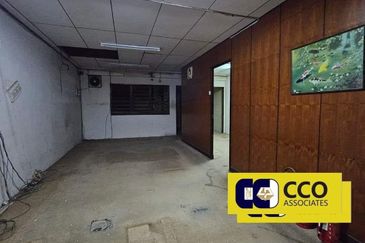 Jalan Pasir Puteh, Station 18