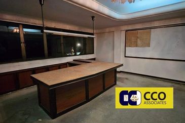 Jalan Pasir Puteh, Station 18