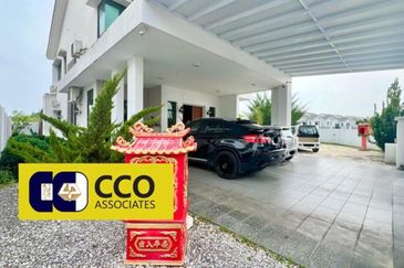 Panorama Lapangan Akasia @ Botani