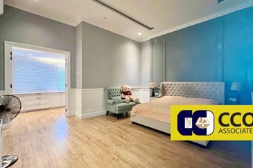 Panorama Lapangan Akasia @ Botani