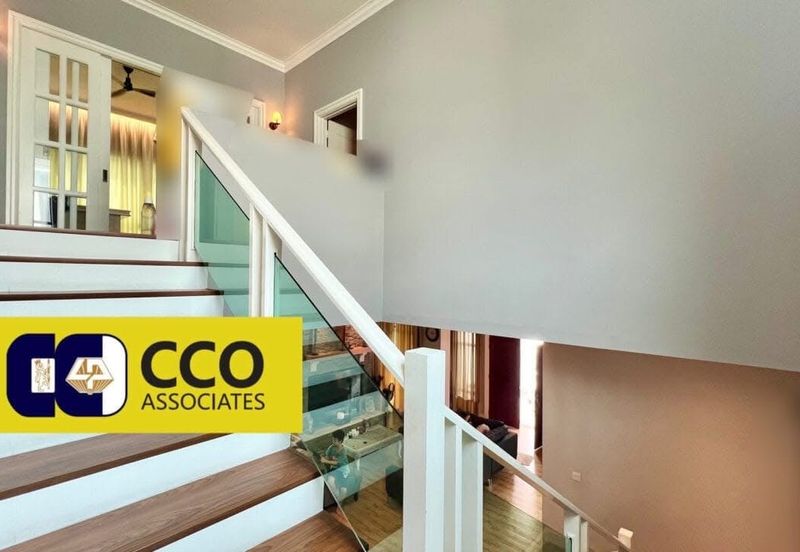 Panorama Lapangan Akasia @ Botani