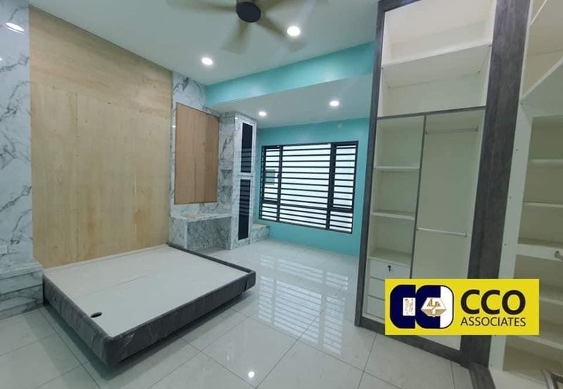 PANORAMA LAPANGAN KINARA