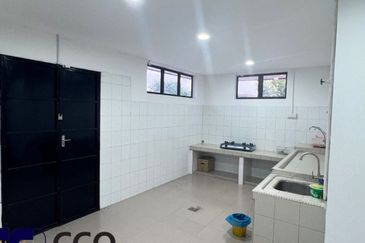 JALAN TAMBUN (JALAN RAJA DIHILIR)