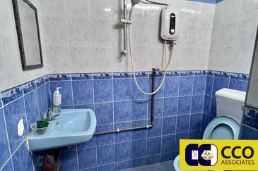 Persiaran Greenhill, Kampung Jawa