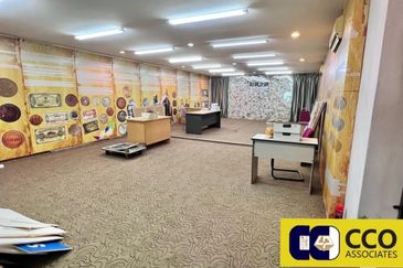 Persiaran Greenhill, Kampung Jawa