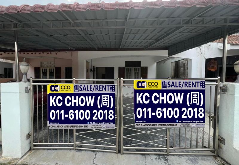 Panorama Lapangan Perdana