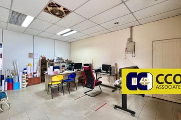 Jalan Pasir Puteh, Station 18