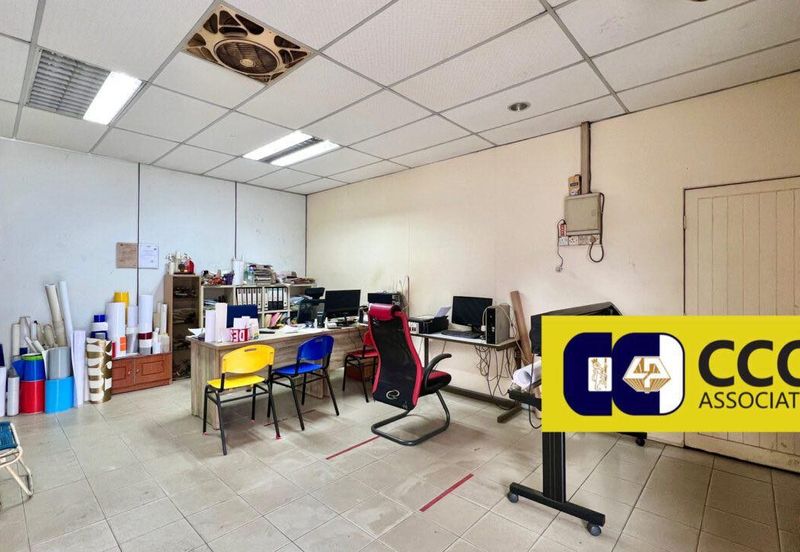 Jalan Pasir Puteh, Station 18