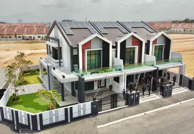 Panoraman Lapangan Perdana - Bandar Seri Botani Freehold Double Storey
