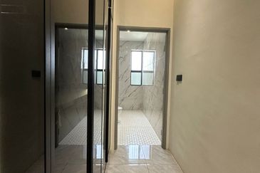 Panoraman Lapangan Perdana - Bandar Seri Botani Freehold Double Storey