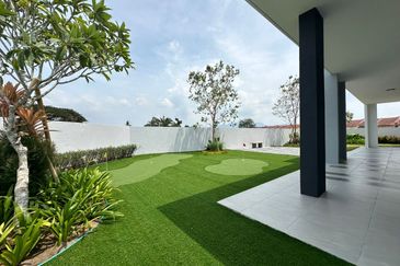 Panoraman Lapangan Perdana - Bandar Seri Botani Freehold Double Storey