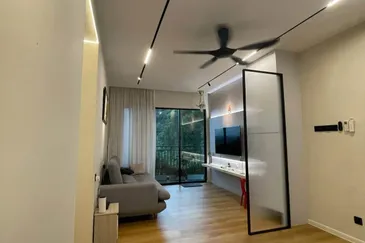 THE COVE HILLSIDE RESIDENCE