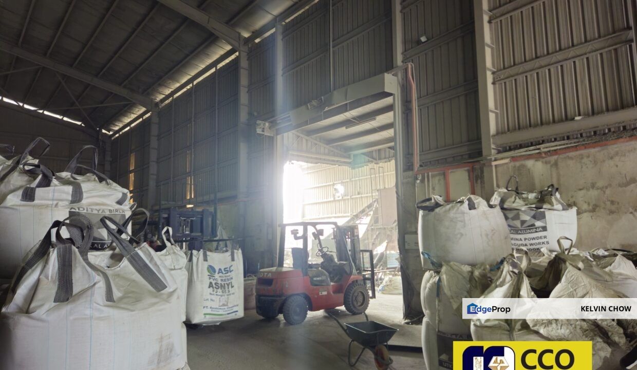 Kawasan Perindustrian Pengkalan 2 One & half storey Detached Factory, Perak, Ipoh