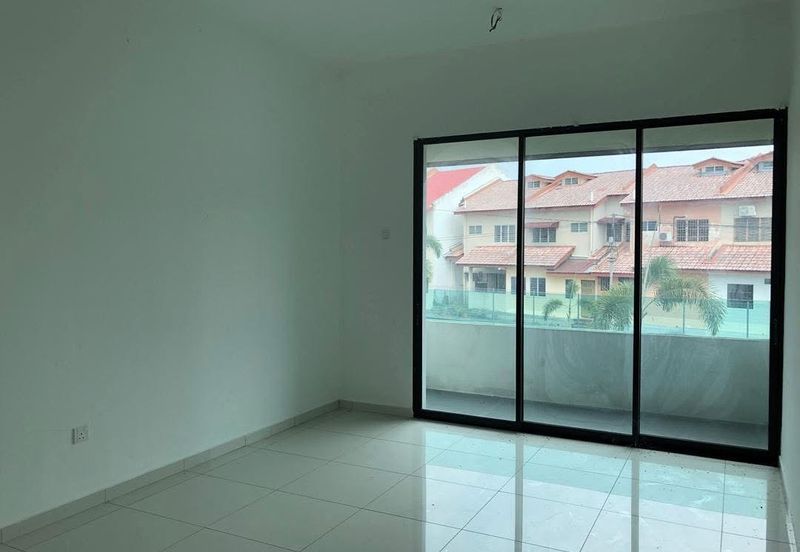 1-ACASIA @ PANORAMA LAPANGAN AKASIA