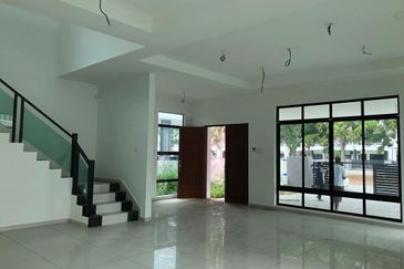 1-ACASIA @ PANORAMA LAPANGAN AKASIA