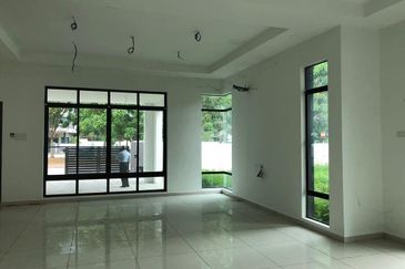 1-ACASIA @ PANORAMA LAPANGAN AKASIA