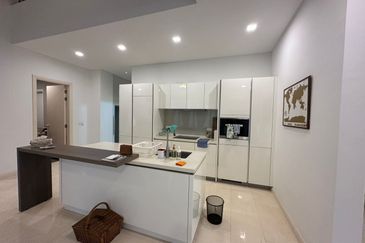 Emerald Bay @ Puteri harbour