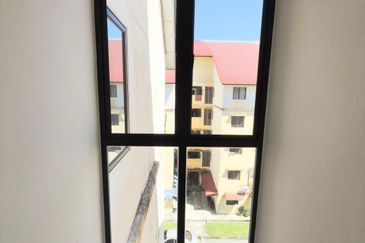 Flat Taman Plentong Utama