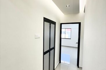 Flat Taman Plentong Utama