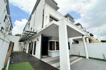 The Canal Garden North, Horizon Hills