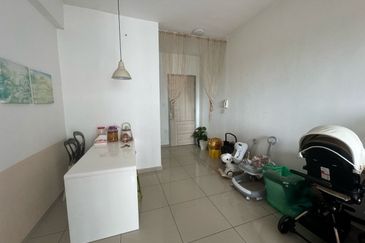 Seasons Luxury Apartments @ Amara Larkin