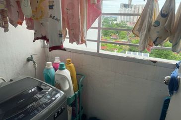 Seasons Luxury Apartments @ Amara Larkin